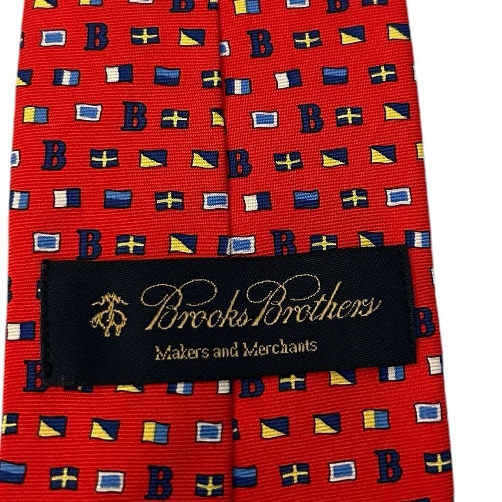 Brooks Brothers Made in the USA100%‎ Silk Red Nautical Flag Alphabet Tie Sailing